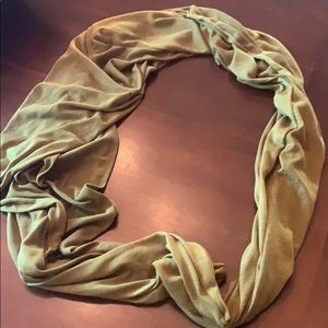 Infinity scarf
